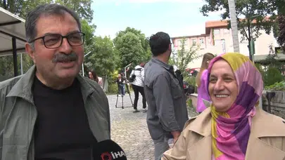 Ankara'da Anne ve Baba Çocuklarına Destek İçin YKS'ye Girdi