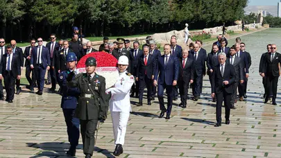 Polonya Cumhurbaşkanı Nawrocki Anıtkabir’i Ziyaret Etti