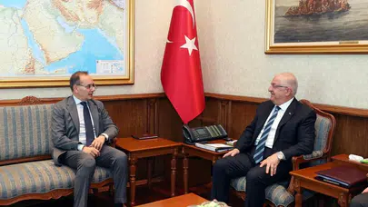 Bakan Yaşar Güler, İtalya Büyükelçisi Giuseppe Manzo'yu kabul etti
