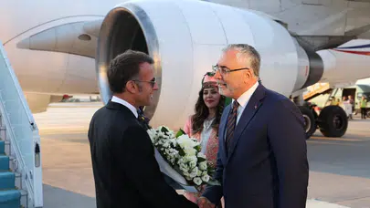 Macron ve Miçotakis, NATO Liderler Zirvesi İçin Ankara'da