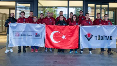 Türk Bilim İnsanları Kuzey Kutbu Yolunda