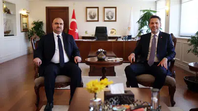 Bakan Bayraktar, Kerkük Valisi Ağa ile Enerji İş Birliğini Görüştü