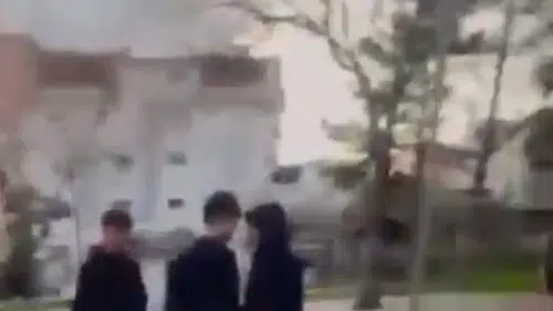 Ankara’da 14 Yaşındaki Çocuk Parkta Bıçaklandı: Hayati Tehlikesi Sürüyor