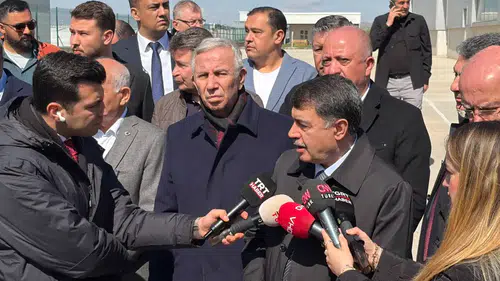 Sincan’daki Boya Fabrikası Yangını Kontrol Altına Alındı