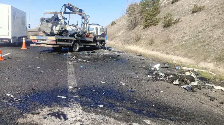 Ankara’daki Feci Kazada Hayatını Kaybeden 5 Kişinin Kimlikleri Açıklandı