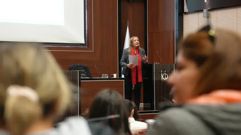 Keçiören Belediyesi Personeline Protokol ve Nezaket Eğitimi Verildi