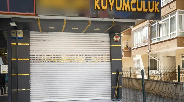 Ankara Etimesgut'ta Silahlı Kuyumcu Soyguncusu Yakalandı