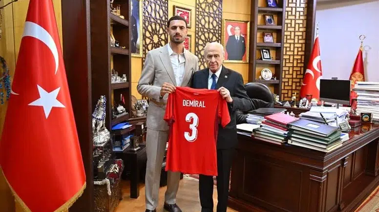 MHP Lideri Devlet Bahçeli, Merih Demiral'ı kabul etti