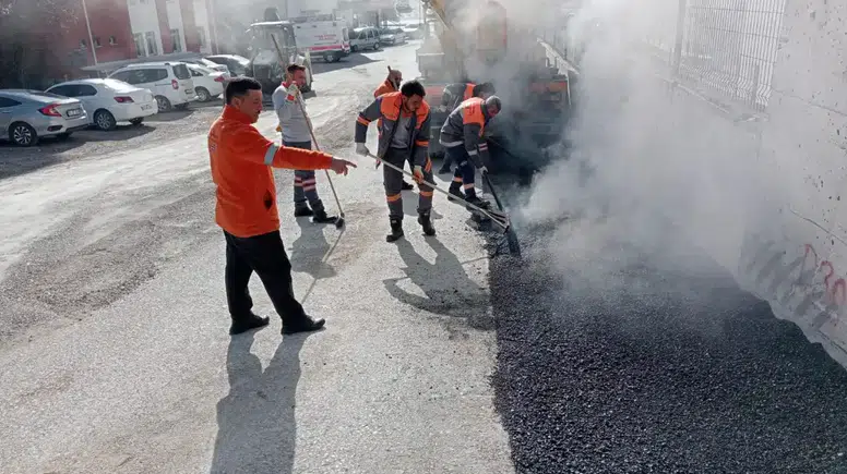 Mamak'ta Baharla Birlikte Asfalt ve Altyapı Çalışmaları Hızlandı