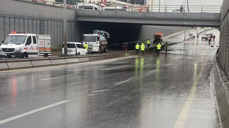 Ankara’da Sağanak Sonrası Alt Geçitler Göle Döndü