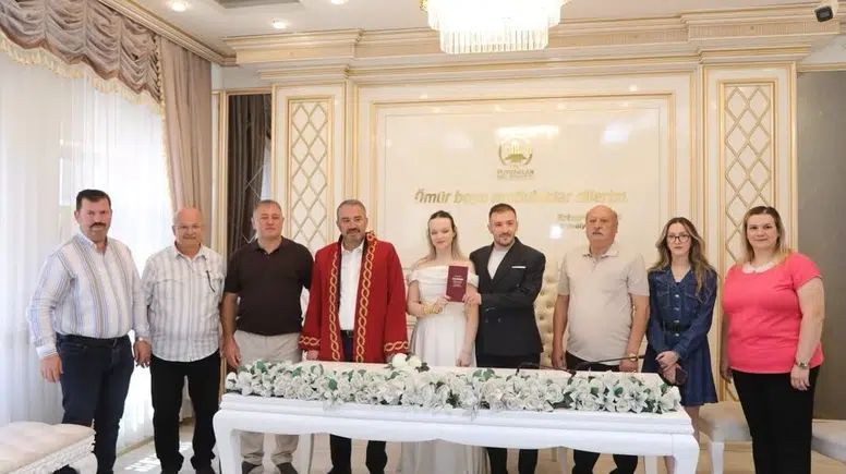 Pursaklar’da 26.06.2026 Yoğunluğu: Popüler Tarihte Nikah Sevinci