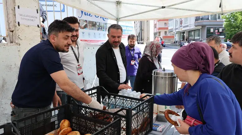 Pursaklar Belediyesi’nden YKS Adayları ve Velilere İkram Desteği