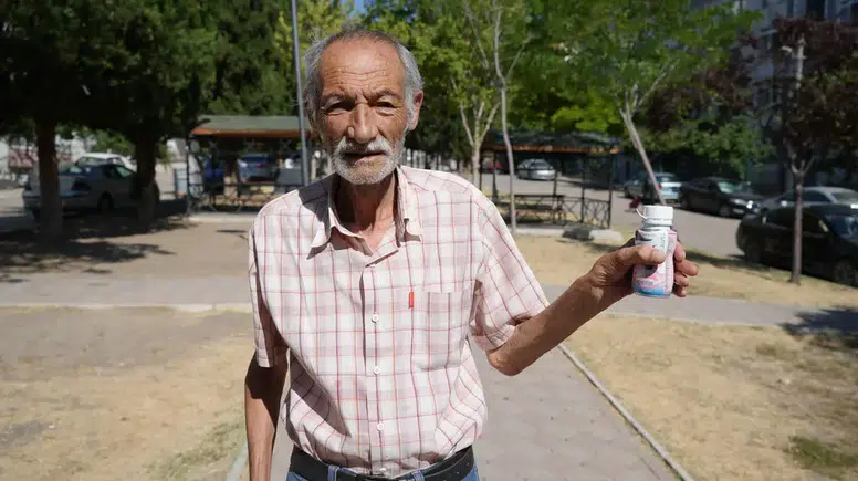 79 Yaşındaki Akbıyık: 34 Yıl Su İçemedim, Şimdi Yemek Yiyemiyorum